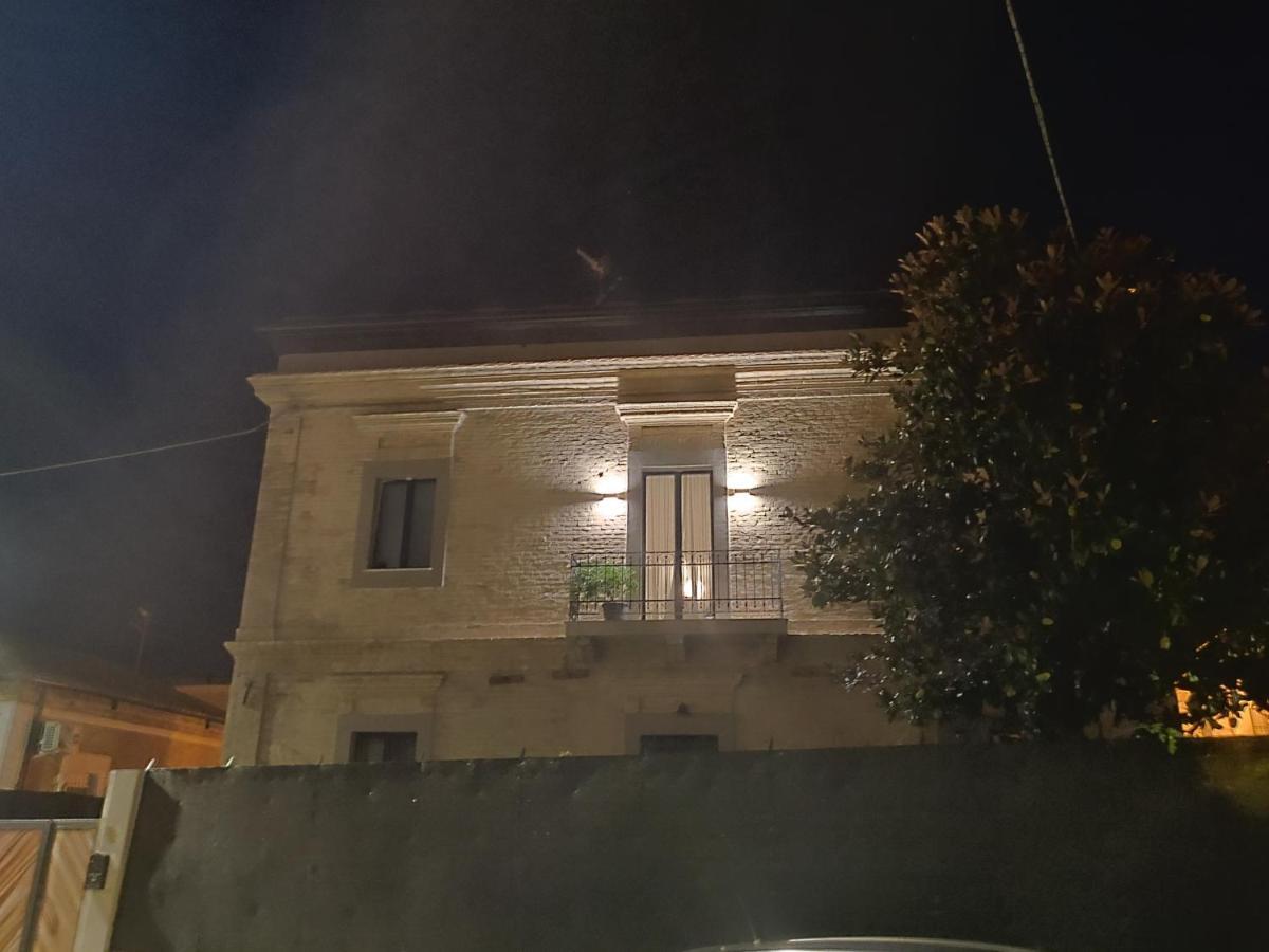 Dimora Dei Cento Apartment Пескара Екстериор снимка